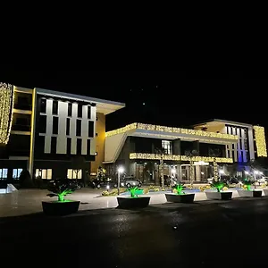 Deluxe And Resort